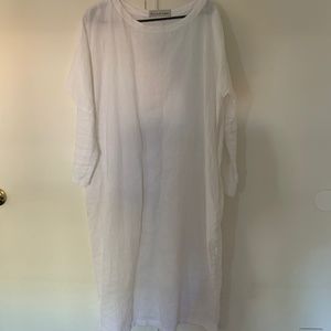 Love and Confuse White Maxi 100 Linen Long Sleeve Dress with Pockets